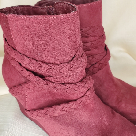 Unlisted Women's Wedges, Burgundy , 8.5 - Picture 9 of 13